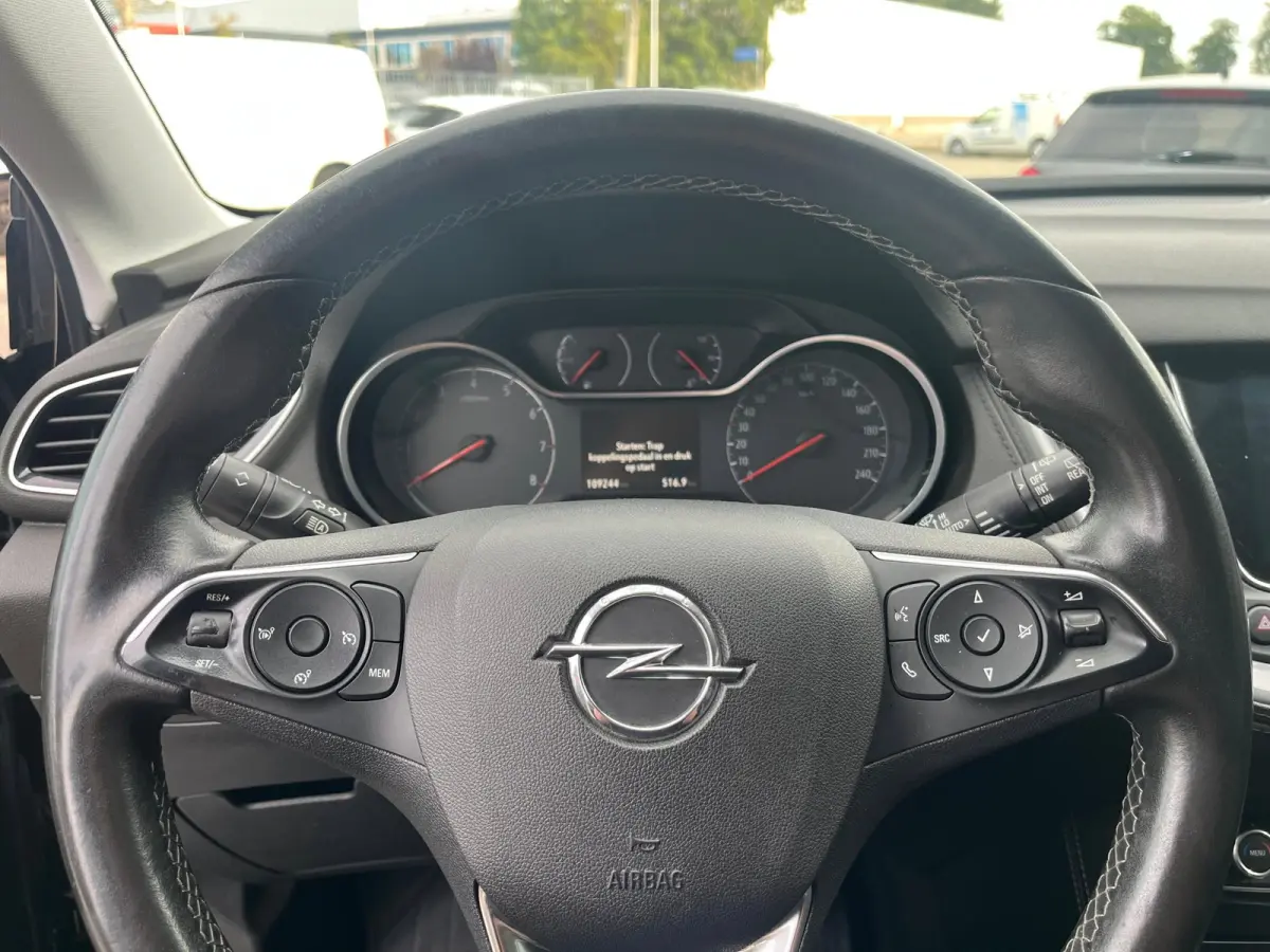 1.2 Turbo Business Executive, navi, camera, carplay