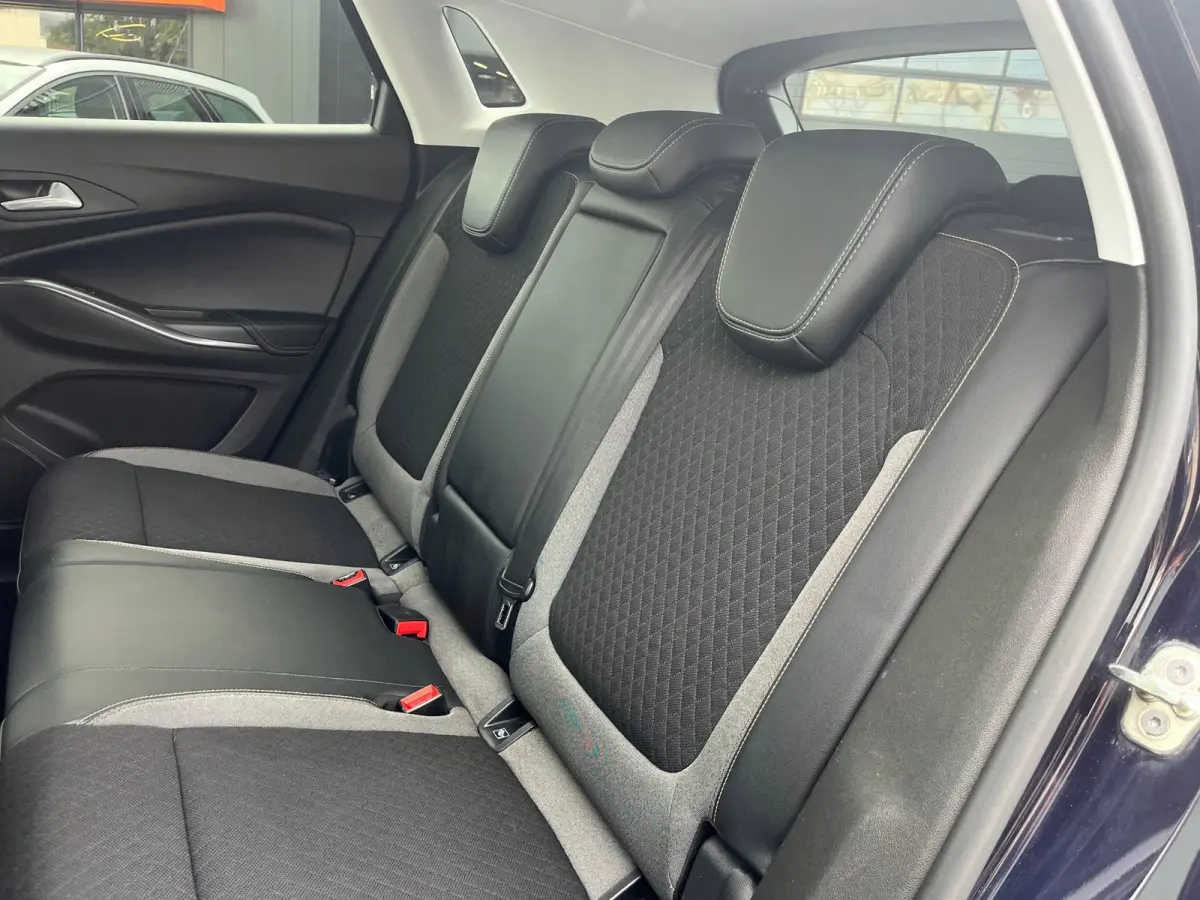 1.2 Turbo Business Executive, navi, camera, carplay