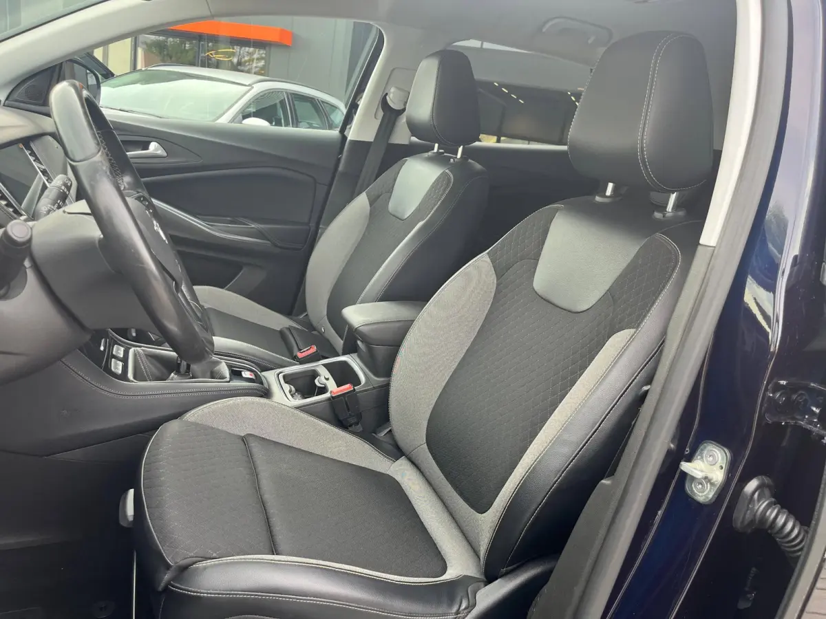 1.2 Turbo Business Executive, navi, camera, carplay
