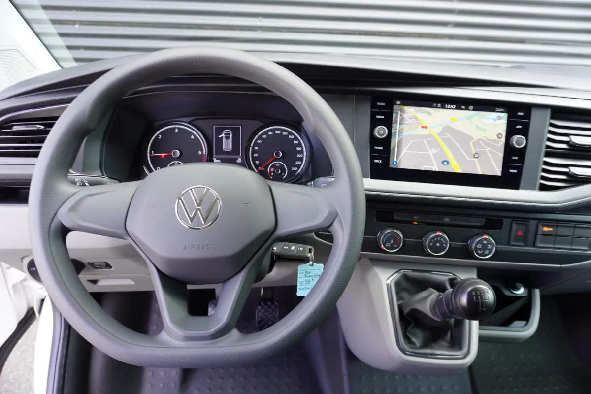 2.0 TDI L1H1 28 110pk Trekhaak Navigatie Apple Carplay Parkeersensoren Achterklep Airco