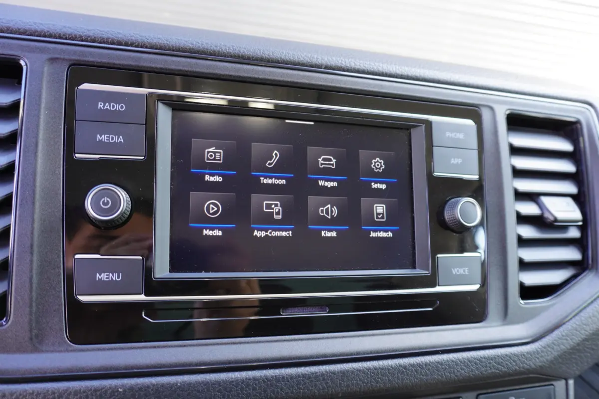 140pk Bakwagen 430x212x212 Laadklep Zijdeur 140pk Apple Carplay Cruise control