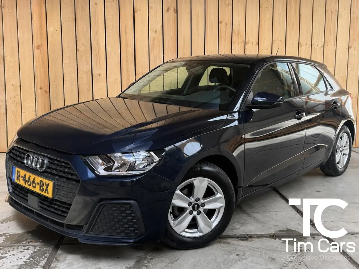 25 TFSI Pro Line Apple CarPlay/Android Auto | Airconditioning | Bluetooth telefoonverbinding | Cruise control | Lichtmetalen velgen | Navigatiesysteem | Sportstuur