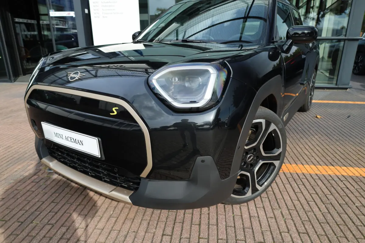 SE Favoured Trim | Pakket M