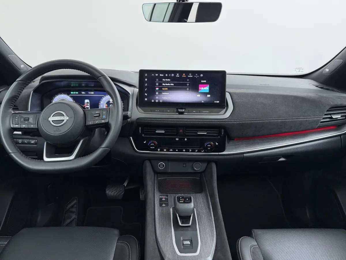 1.3 MHEV Xtronic Tekna Plus | Lederen Bekl. | Panoramadak | BOSE Audio |