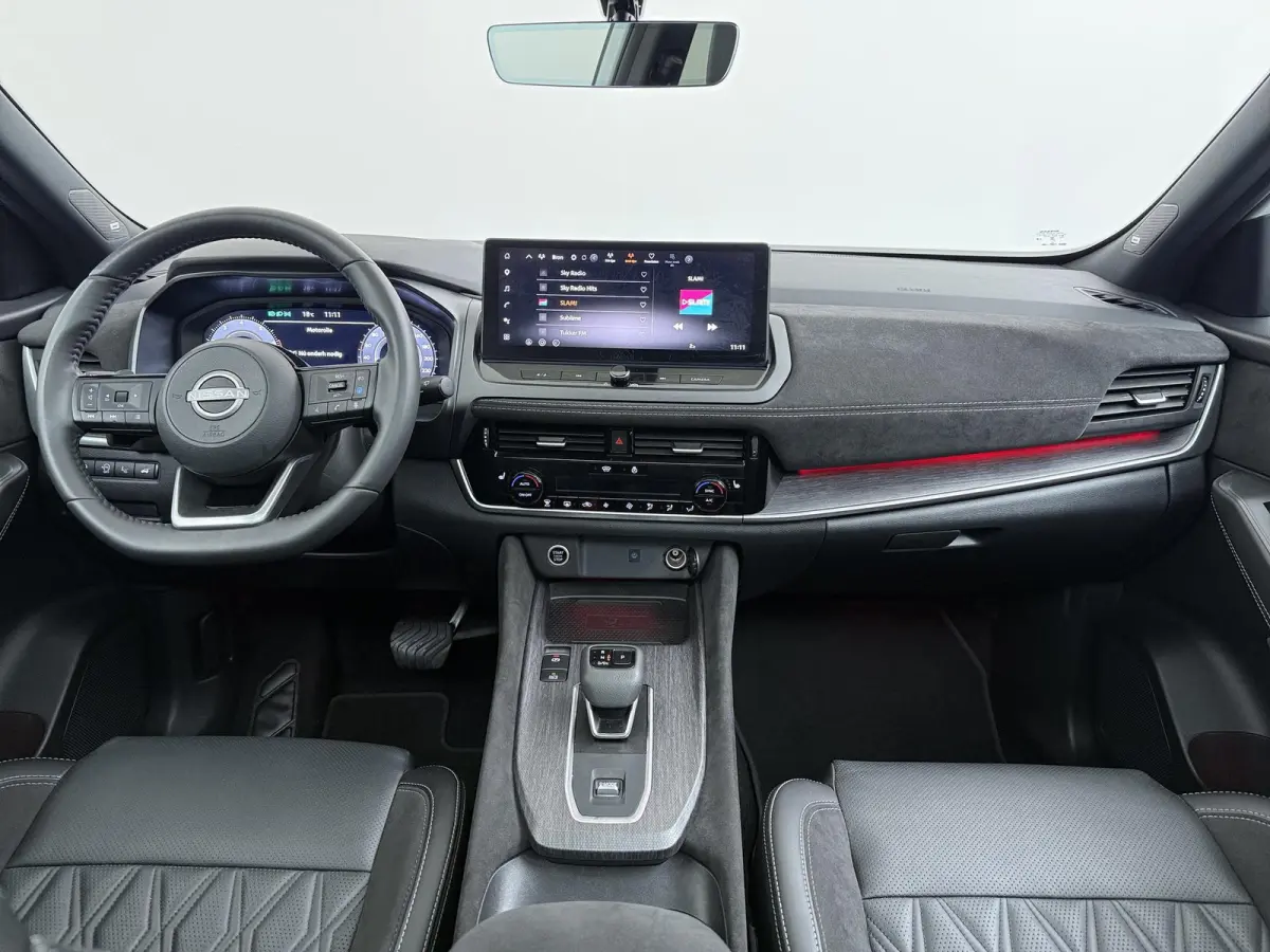 1.3 MHEV Xtronic Tekna Plus | Lederen Bekl. | Panoramadak | BOSE Audio |