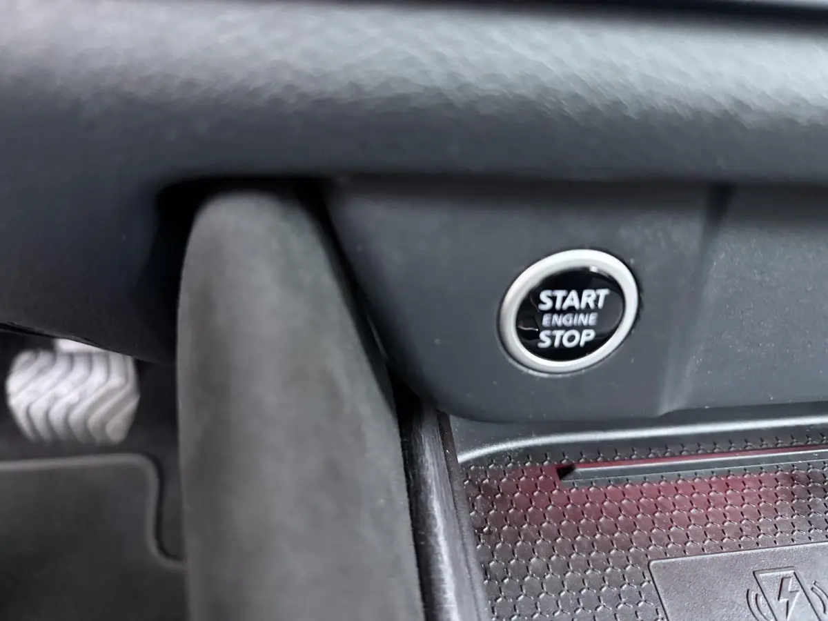 1.3 MHEV Xtronic Tekna Plus | Lederen Bekl. | Panoramadak | BOSE Audio |