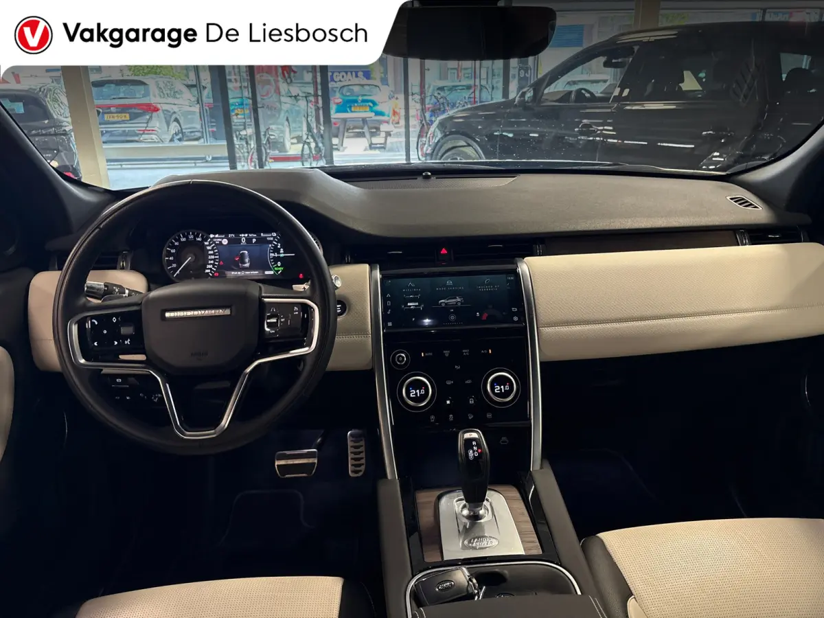 P300e 1.5 R-Dynamic SE/leer/navi/camera/elc klep/boeken