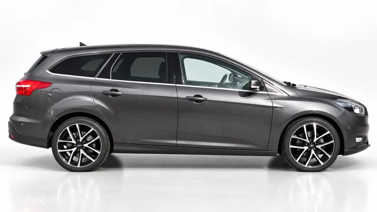 1.0 EcoBoost Titanium Business