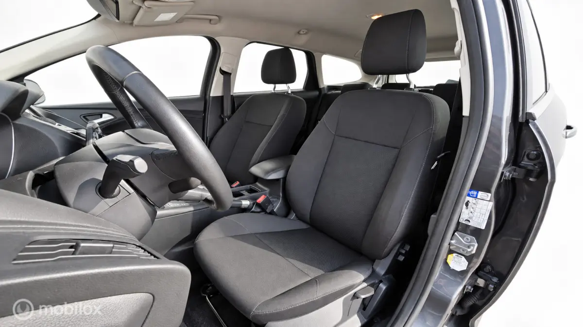 1.0 EcoBoost Titanium Business
