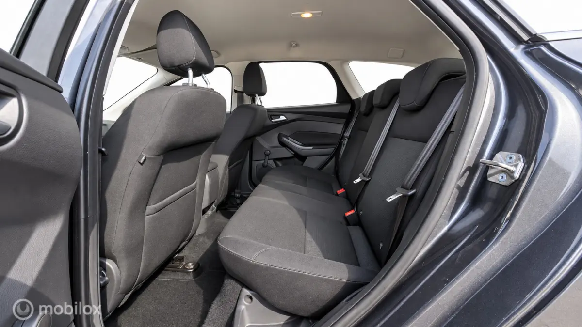 1.0 EcoBoost Titanium Business