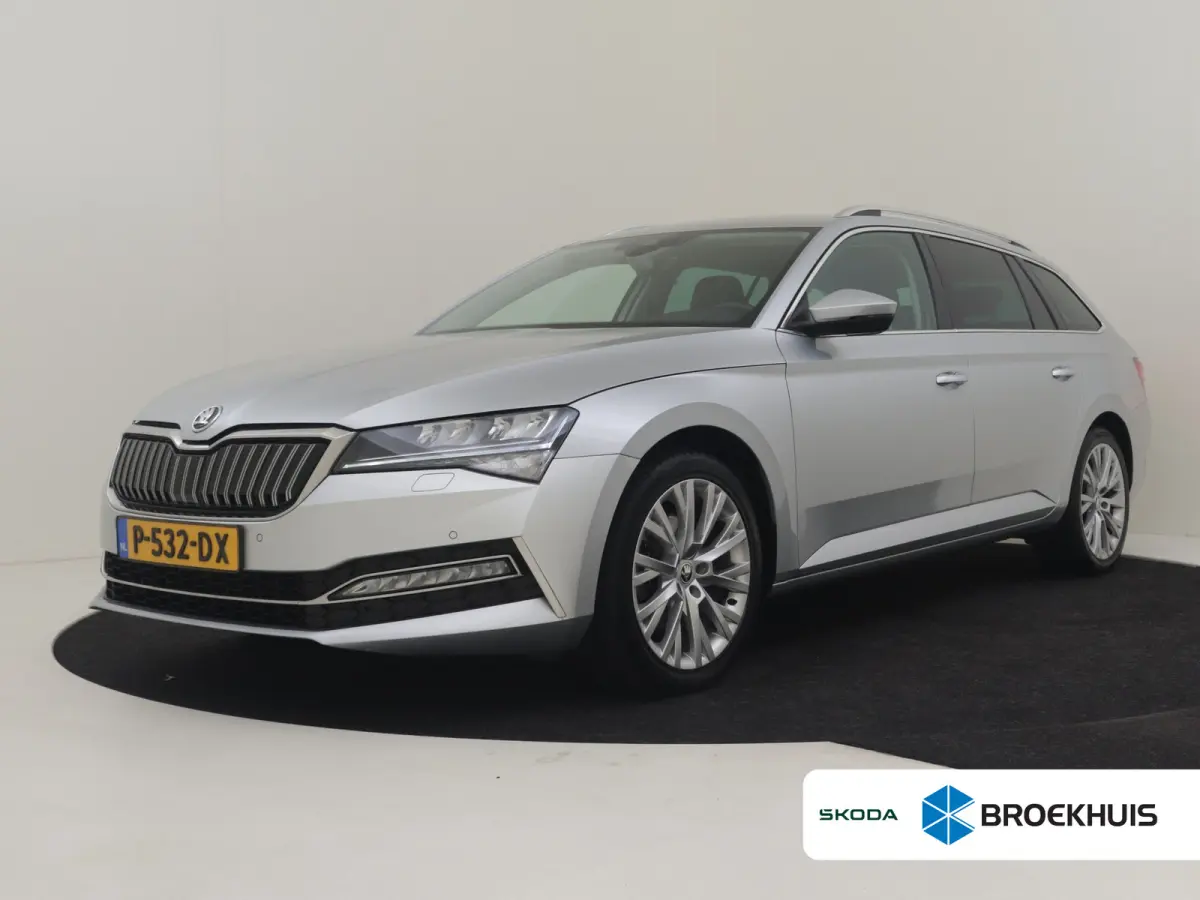 1.4 TSI iV Sportline Business 218PK DSG/AUTO l Elektr. Klep l Achteruitrijcamera | App Connect | Matrix LED l Elektr. Stoel incl Memory l Stoel en stuurverwarming l Cruise contr Adapt | Dode