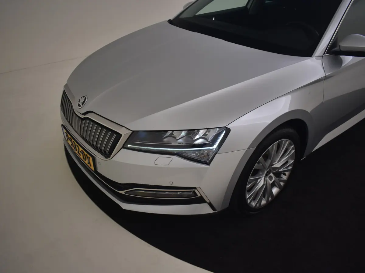 1.4 TSI iV Sportline Business 218PK DSG/AUTO l Elektr. Klep l Achteruitrijcamera | App Connect | Matrix LED l Elektr. Stoel incl Memory l Stoel en stuurverwarming l Cruise contr Adapt | Dode