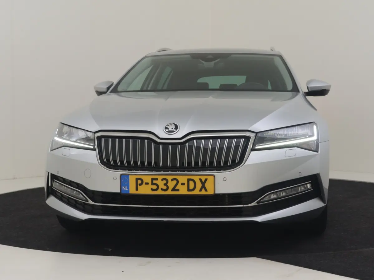 1.4 TSI iV Sportline Business 218PK DSG/AUTO l Elektr. Klep l Achteruitrijcamera | App Connect | Matrix LED l Elektr. Stoel incl Memory l Stoel en stuurverwarming l Cruise contr Adapt | Dode
