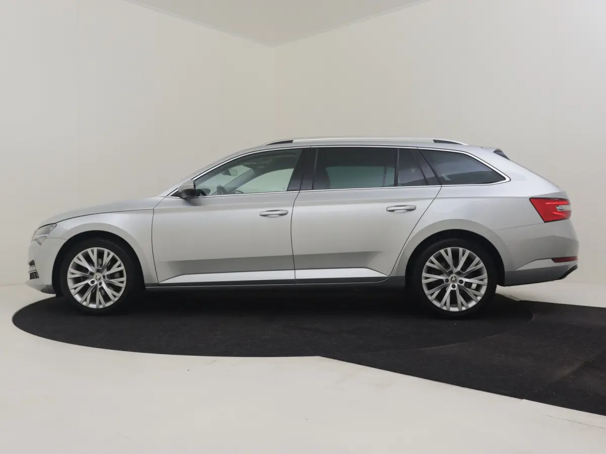 1.4 TSI iV Sportline Business 218PK DSG/AUTO l Elektr. Klep l Achteruitrijcamera | App Connect | Matrix LED l Elektr. Stoel incl Memory l Stoel en stuurverwarming l Cruise contr Adapt | Dode