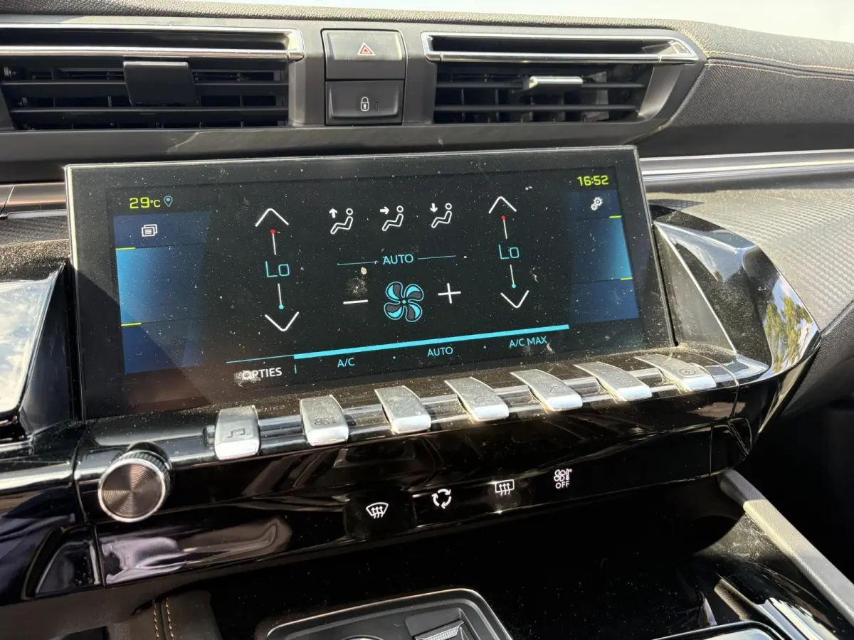 1.6 HYbrid GT | Adaptieve Cruise Control | Camera | Trekhaak | Apple Carplay/Android Auto | 19 inch velgen