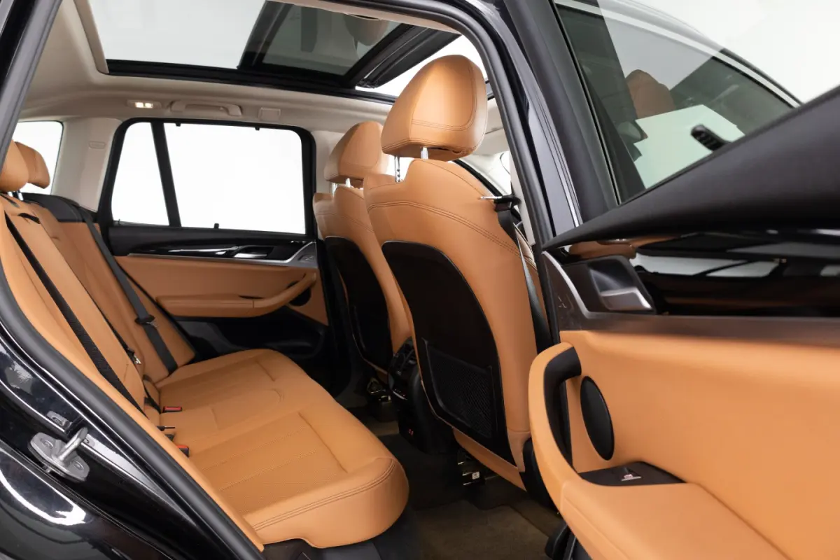xDrive30e High Executive | PANORAMADAK | LEDER | PHEV !