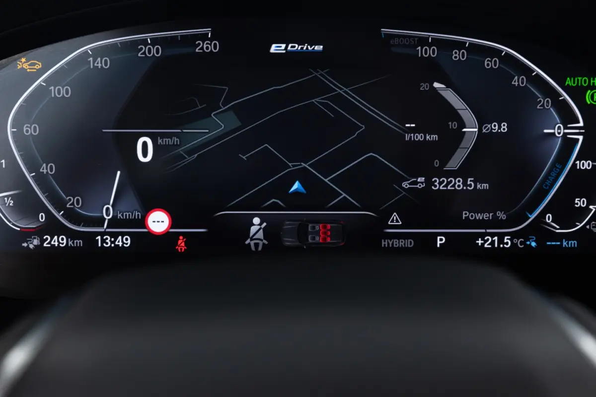 xDrive30e High Executive | PANORAMADAK | LEDER | PHEV !