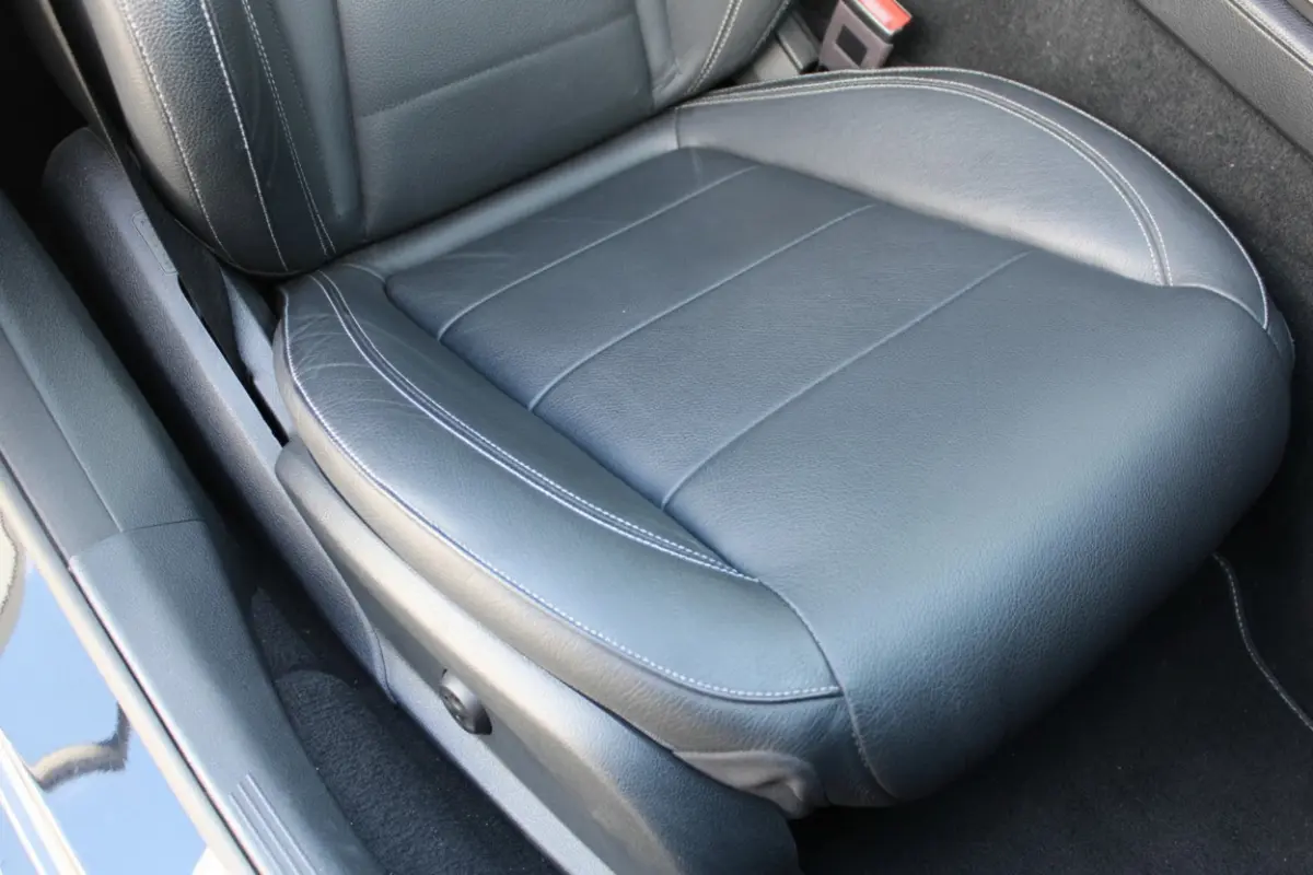 300e AMG Line NIGHT PAKKET PANORAMADAK LEDER MEMORY BURMESTER 360-CAMERA KEY-LESS GO <<NL AUTO>>