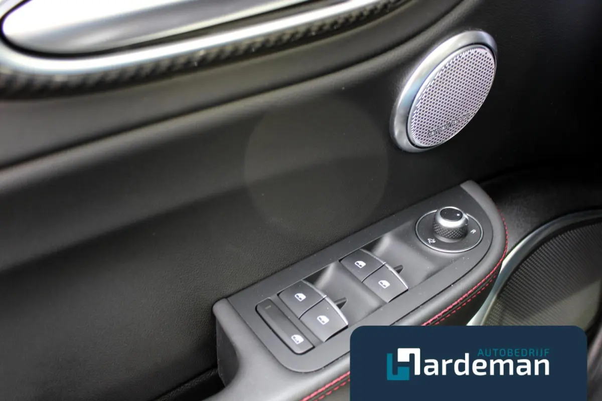 2.9 V6 Quadrifoglio | Harman Kardon | Driver Assist | 510 PK