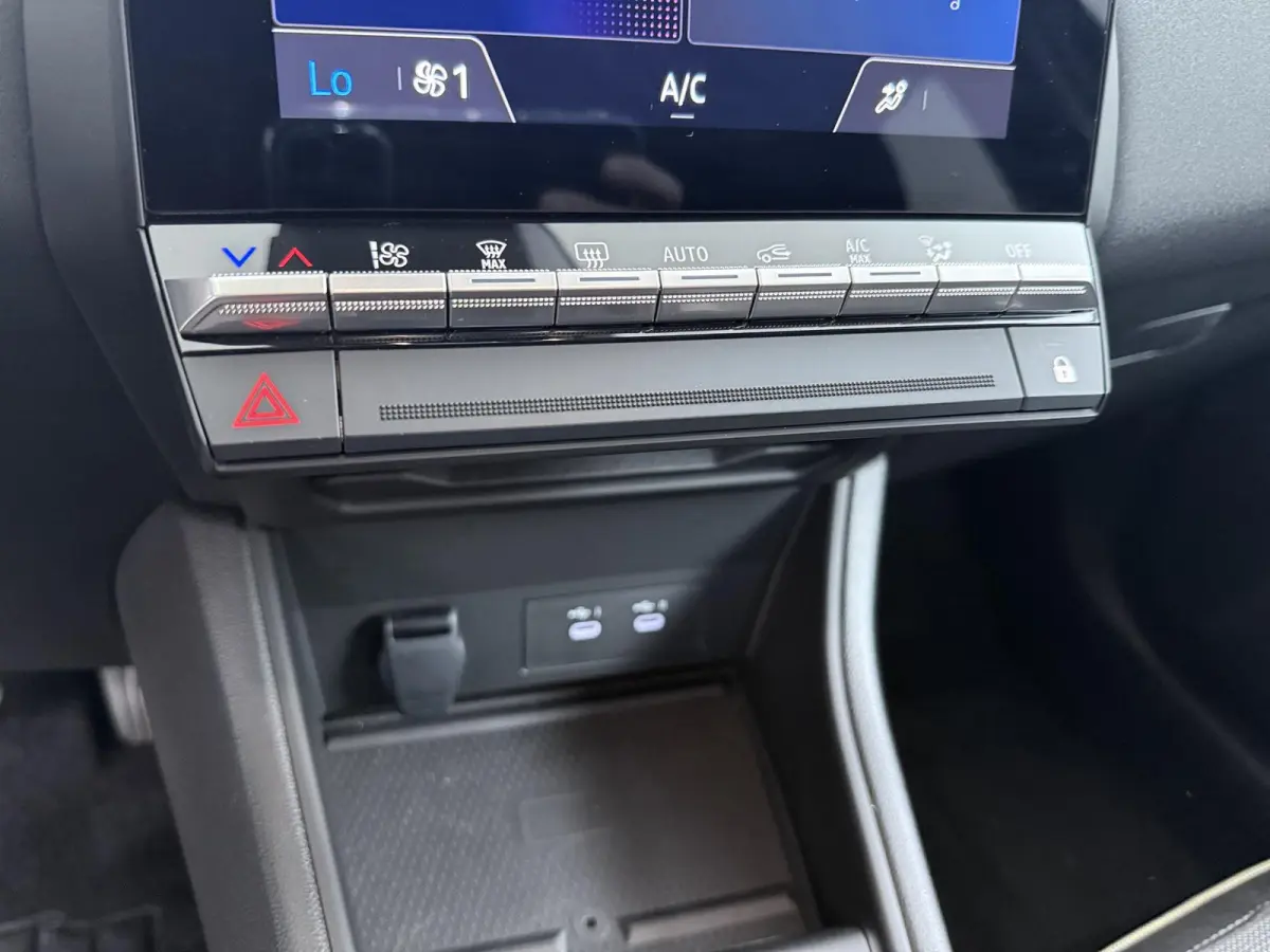 techno full hybrid E-Tech 160 | Google Navigatie | Parkeercamera | Climate Control |