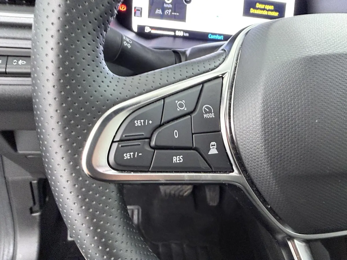 techno full hybrid E-Tech 160 | Google Navigatie | Parkeercamera | Climate Control |