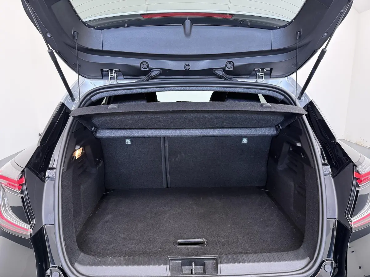 techno full hybrid E-Tech 160 | Google Navigatie | Parkeercamera | Climate Control |