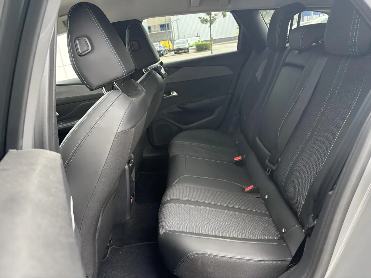 1.6 Plug-in Hybrid 180 Allure | Trekhaak | Parkeerhulp | Cruise Control | Apple Carplay/Android Auto