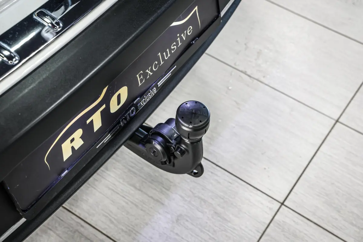 250 Business Solution Luxury 67 kWh SOH 97% CAMERA PANO LEER CARPLAY NAVI ECC.