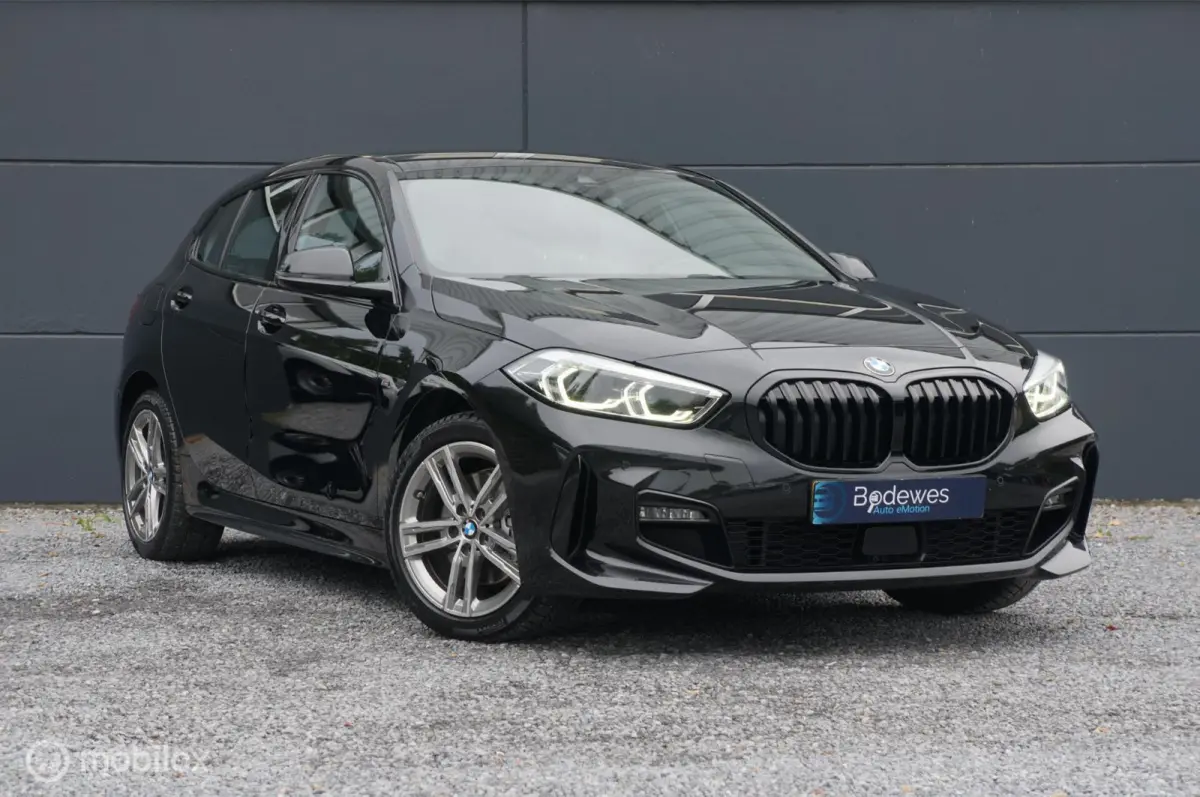 118i EDE M Sport Edition Navi Led PDC Stoelverw!