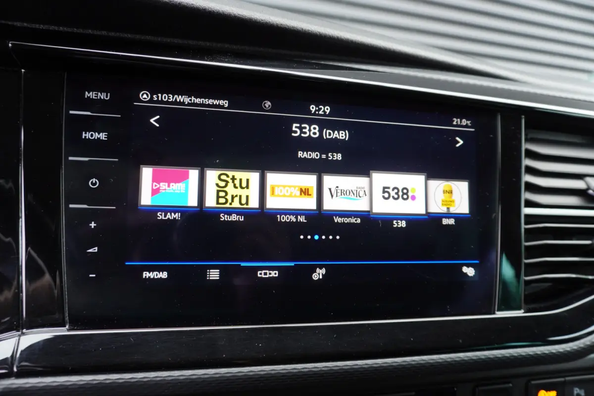 Bulli 150pk Automaat 2x schuifdeur LED Apple carplay Camera parkeersensoren Digitaal Dashboard ACC Cruise control Stoelverwarming