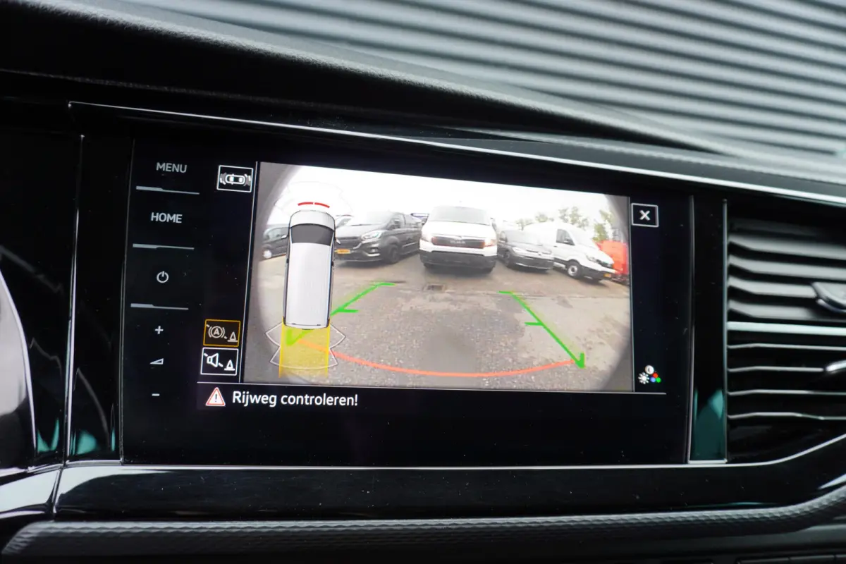 Bulli 150pk Automaat 2x schuifdeur LED Apple carplay Camera parkeersensoren Digitaal Dashboard ACC Cruise control Stoelverwarming