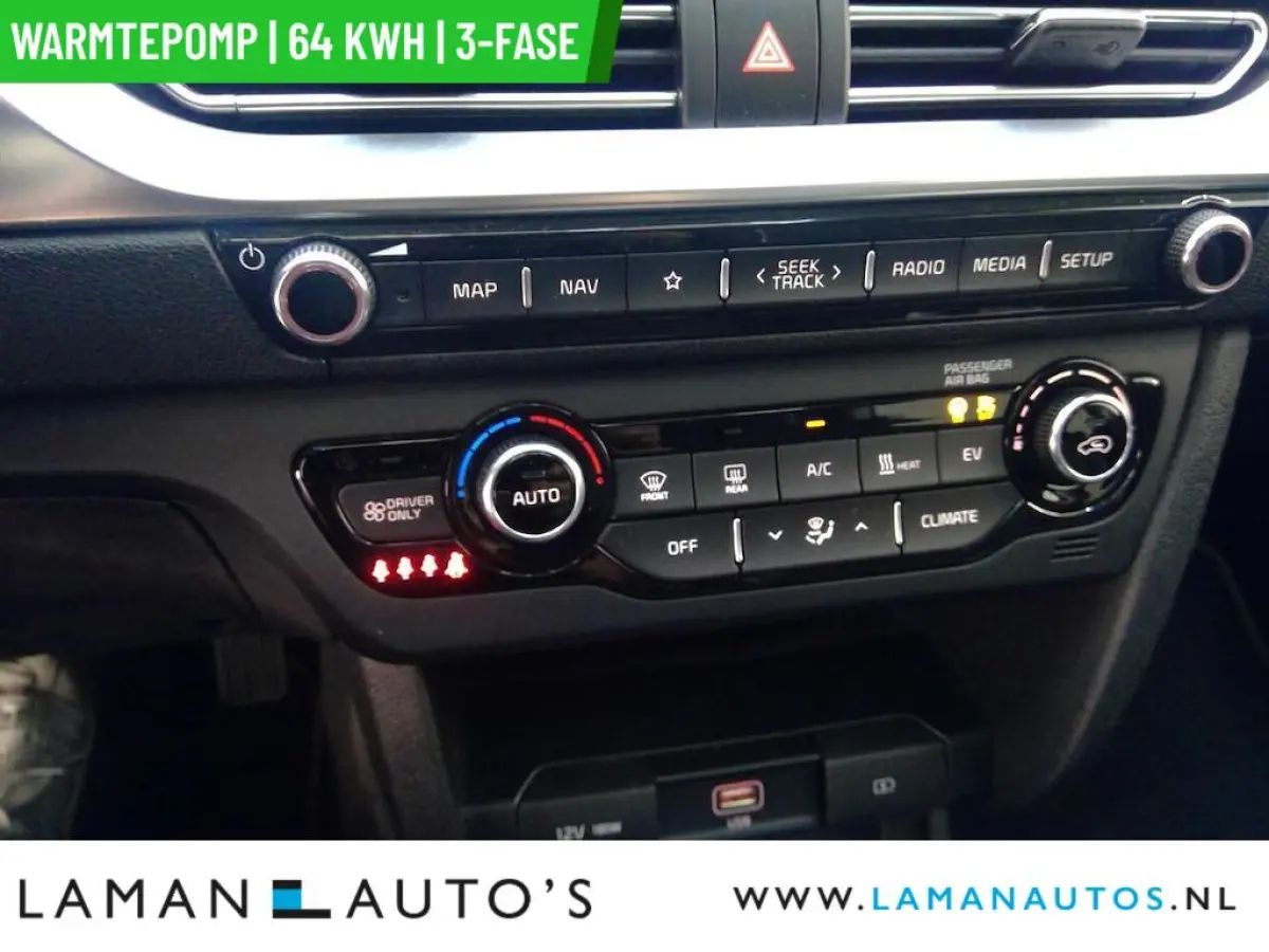 DynamicPlusLine 64 kWh | SOH 98% | Warmtepomp 3-fase Open dak CarPlay ECC Nav ACC 17" LMV LED Camera Metallic | EV Voorschoten