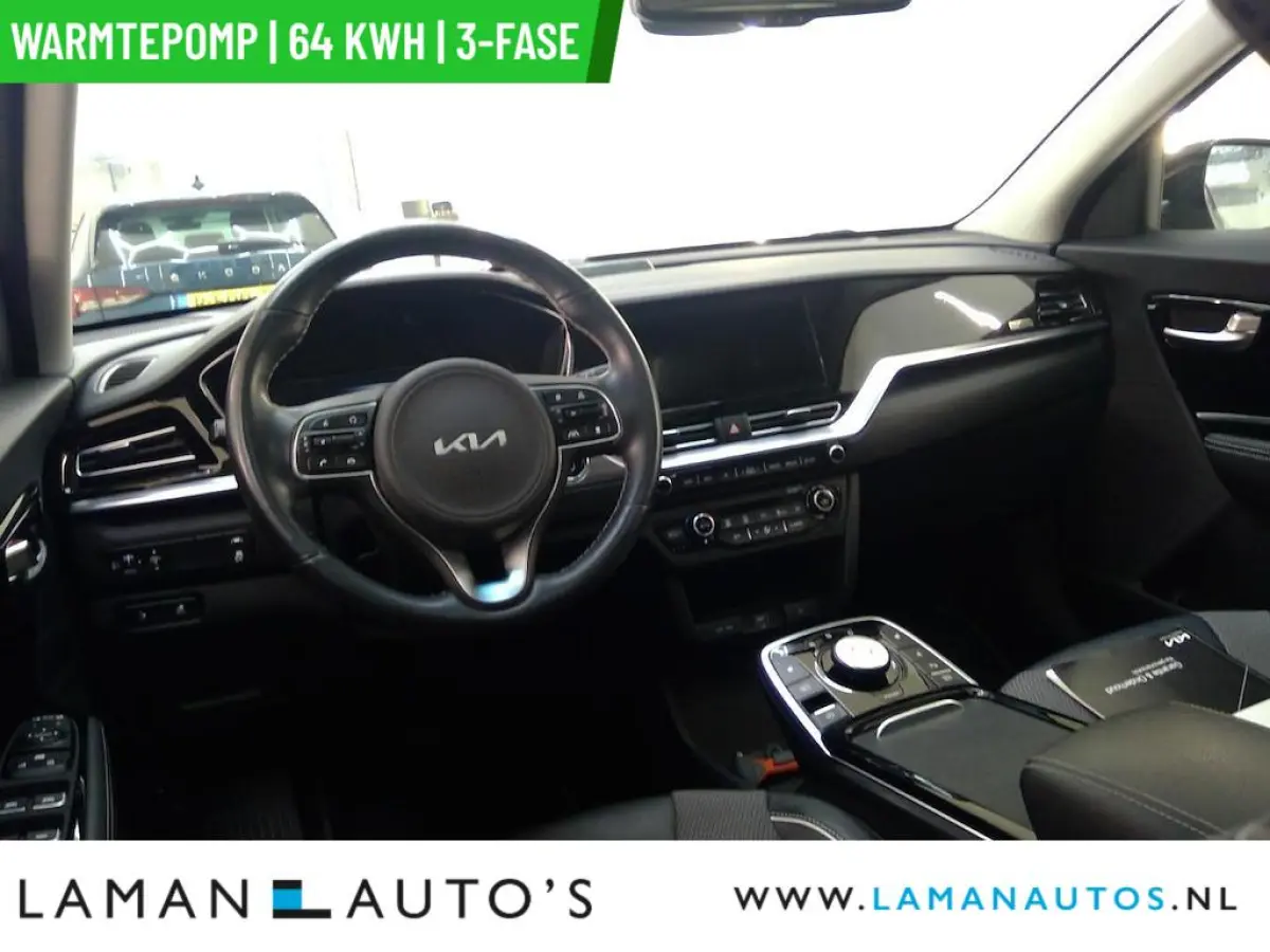 DynamicPlusLine 64 kWh | SOH 98% | Warmtepomp 3-fase Open dak CarPlay ECC Nav ACC 17" LMV LED Camera Metallic | EV Voorschoten