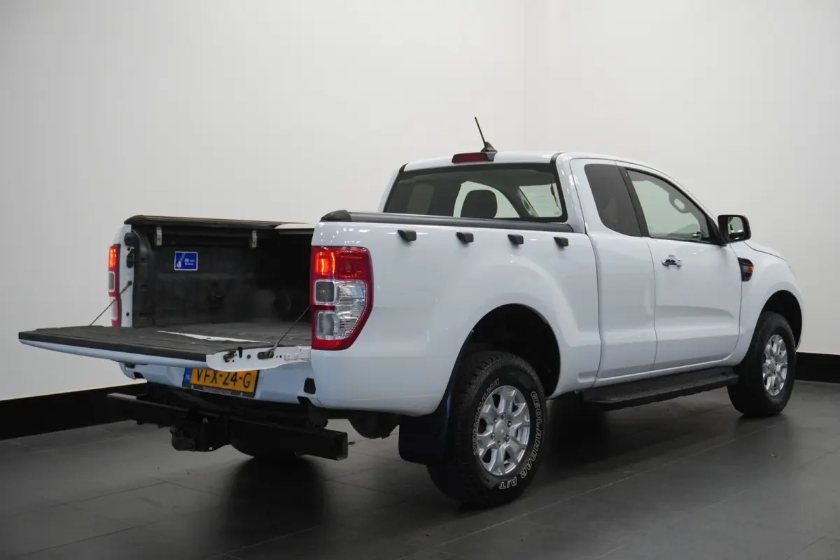 2.0 EcoBlue XLT 170PK 4WD EURO 6 - Clima - Cruise - 3500KG - €17.950,- Excl.