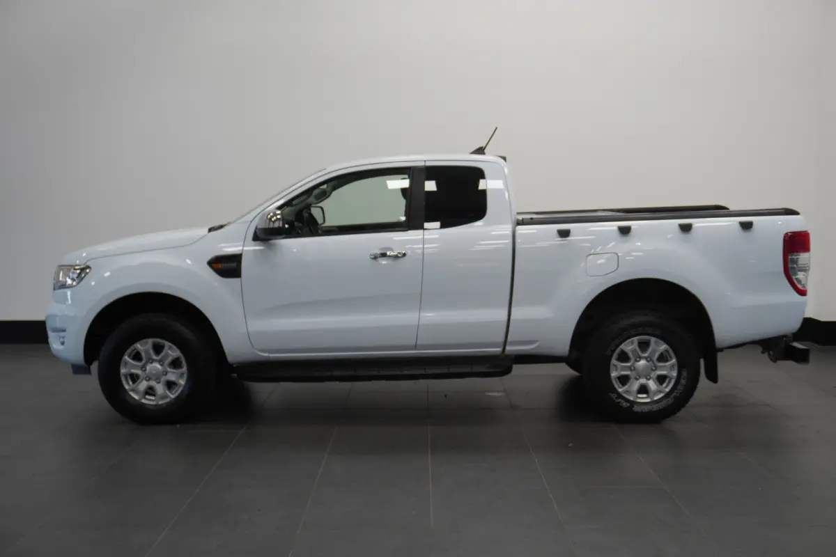 2.0 EcoBlue XLT 170PK 4WD EURO 6 - Clima - Cruise - 3500KG - €17.950,- Excl.
