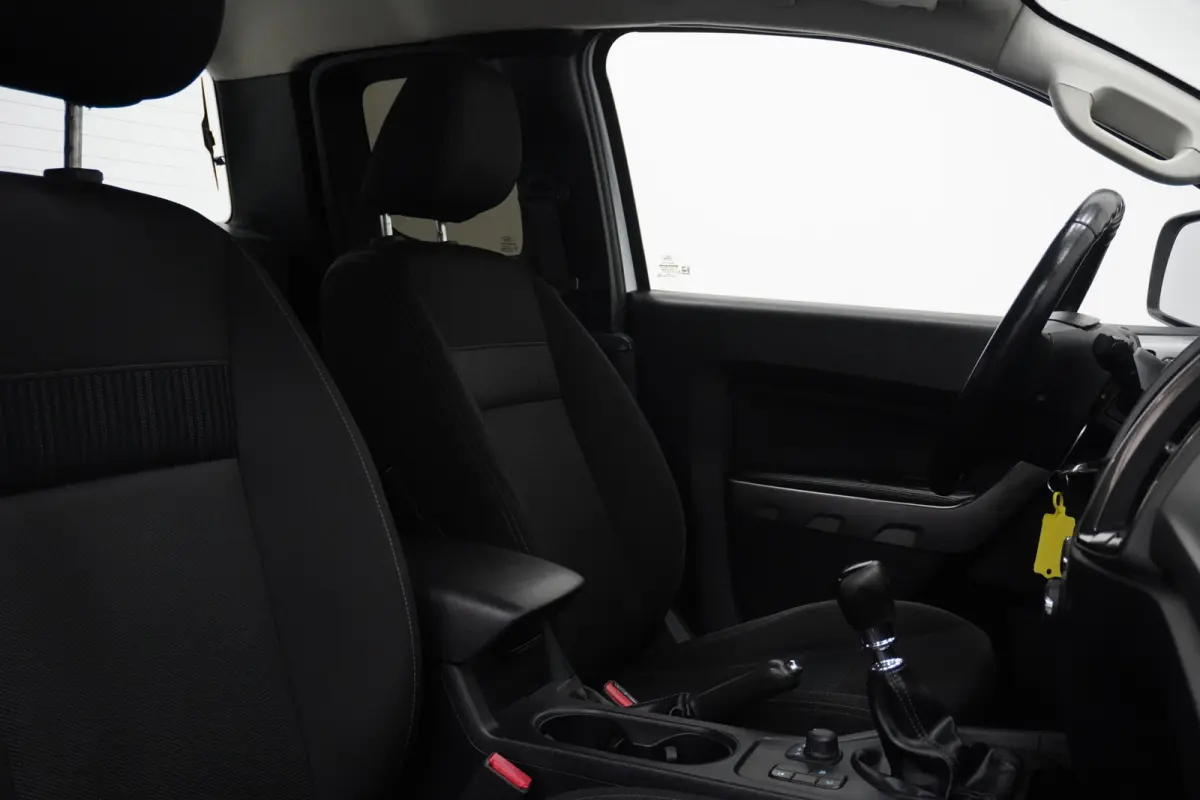 2.0 EcoBlue XLT 170PK 4WD EURO 6 - Clima - Cruise - 3500KG - €17.950,- Excl.