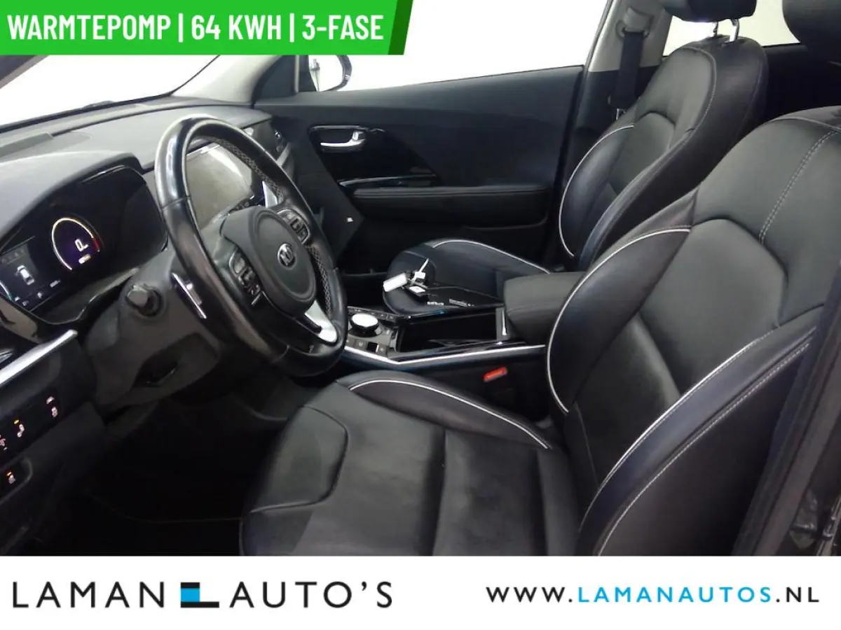 ExecutiveLine 64 kWh | SOH 100% | Warmtepomp 3-fase Open dak Leder JBL CarPlay ECC Nav ACC 17" LMV LED Camera Metallic BLIS | EV Voorschoten