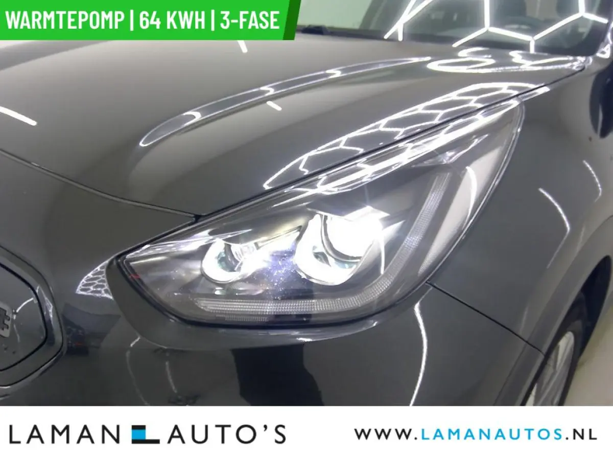 ExecutiveLine 64 kWh | SOH 100% | Warmtepomp 3-fase Open dak Leder JBL CarPlay ECC Nav ACC 17" LMV LED Camera Metallic BLIS | EV Voorschoten