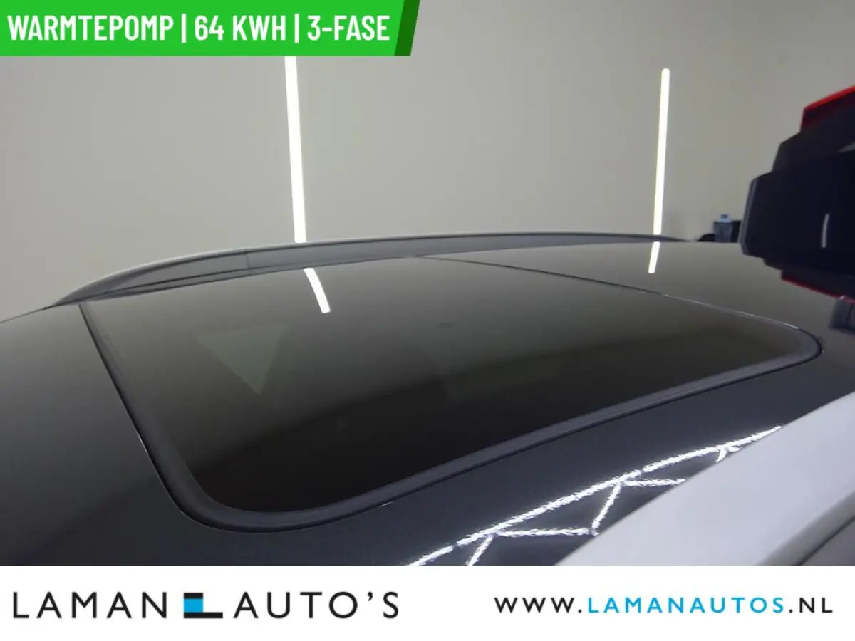 ExecutiveLine 64 kWh | SOH 100% | Warmtepomp 3-fase Open dak Leder JBL CarPlay ECC Nav ACC 17" LMV LED Camera Metallic BLIS | EV Voorschoten