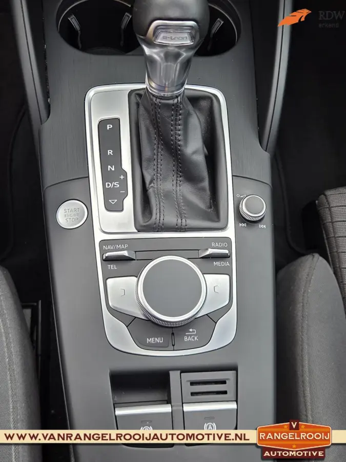 1.4 e-tron Sport, Matrix LED, ACC, pano, sportst., virtual cockpit, 17" lmv