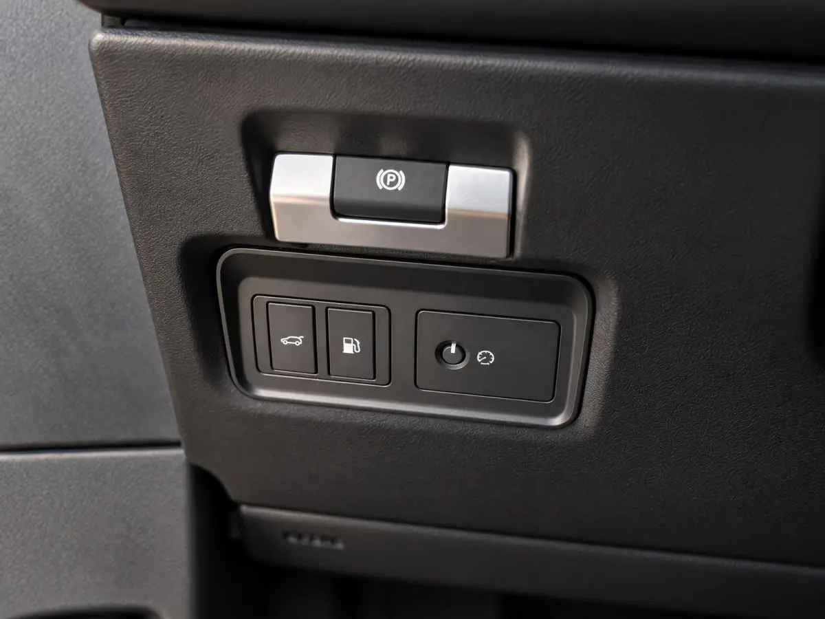 1.5 P300e AWD SE | HUD | ACC | Meridian | Surround View
