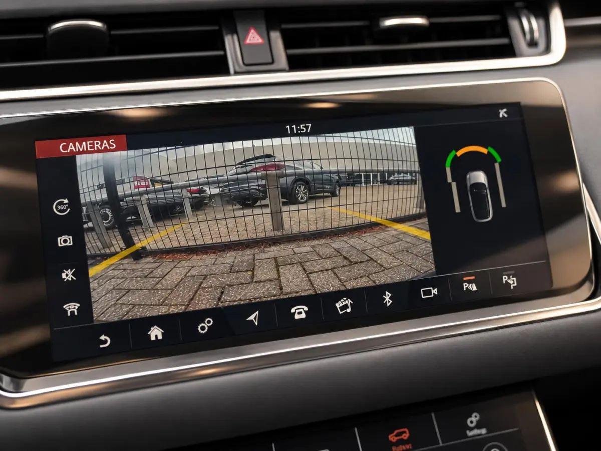 1.5 P300e AWD SE | HUD | ACC | Meridian | Surround View