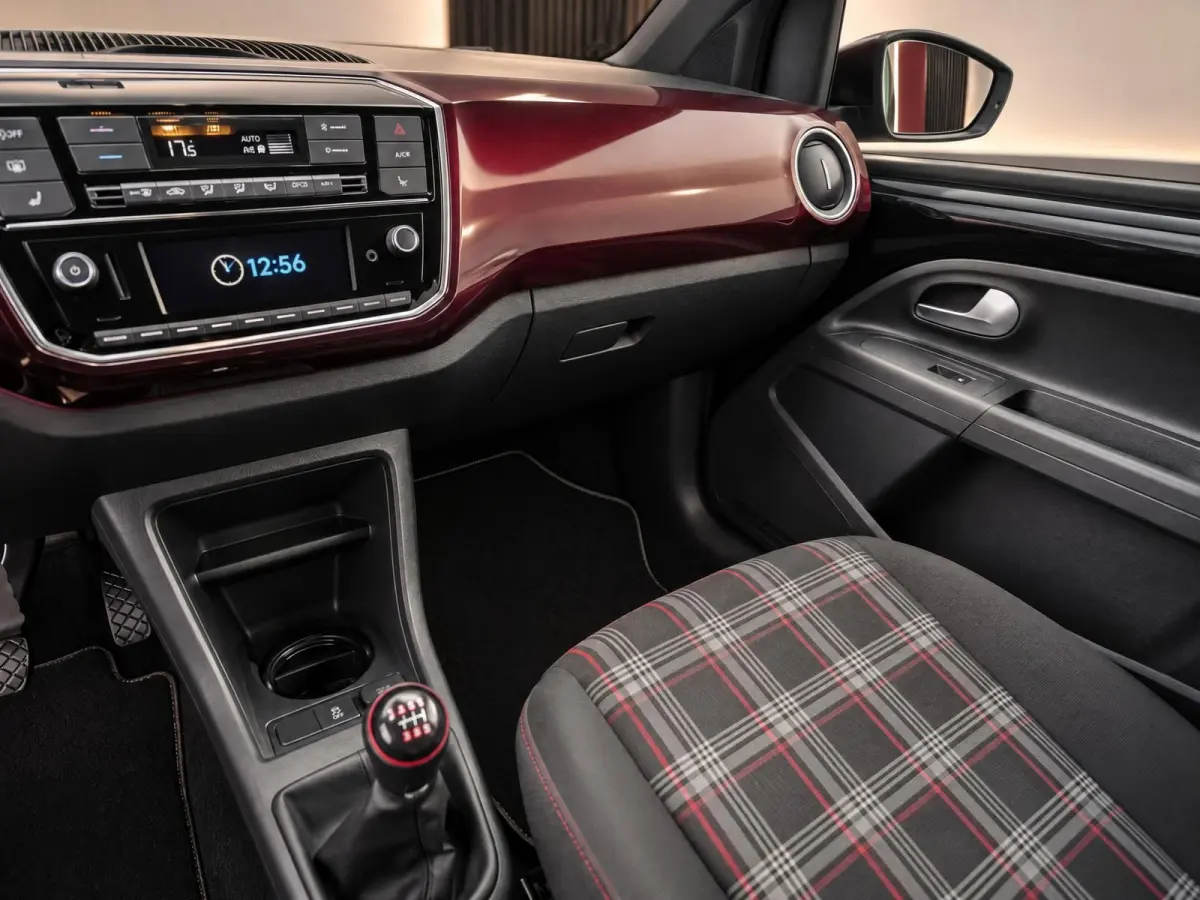 UP! 1.0 TSI GTI 116PK | Camera | Clima | Cruise