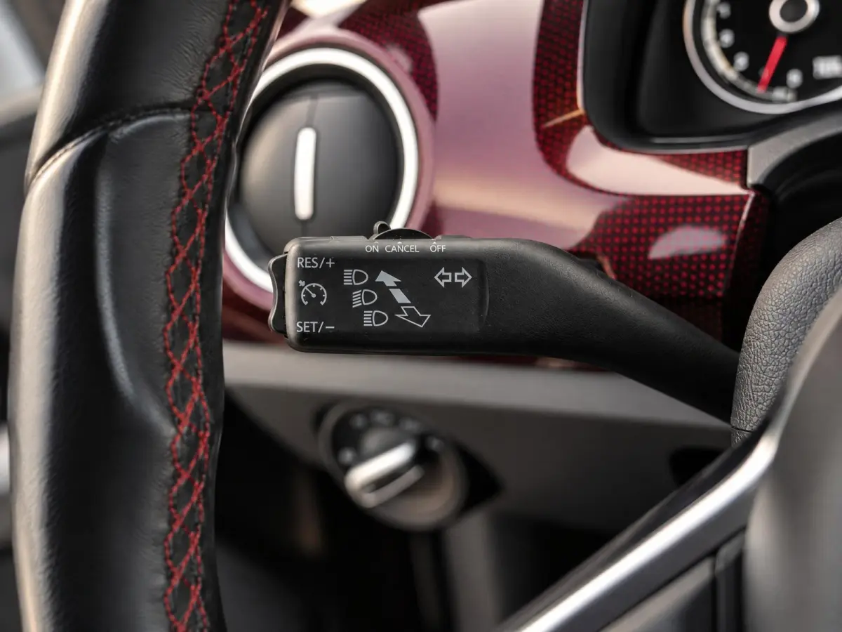 UP! 1.0 TSI GTI 116PK | Camera | Clima | Cruise