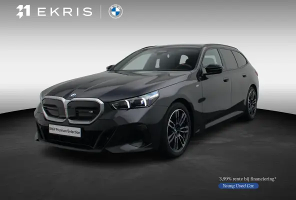 M60 xDrive Innovation Pack | Travel Pack | Comfort Pack | Panoramadak | Comfortstoelen + Stoelventilatie | Driving Assistant Professional | Harman Kardon | 19''