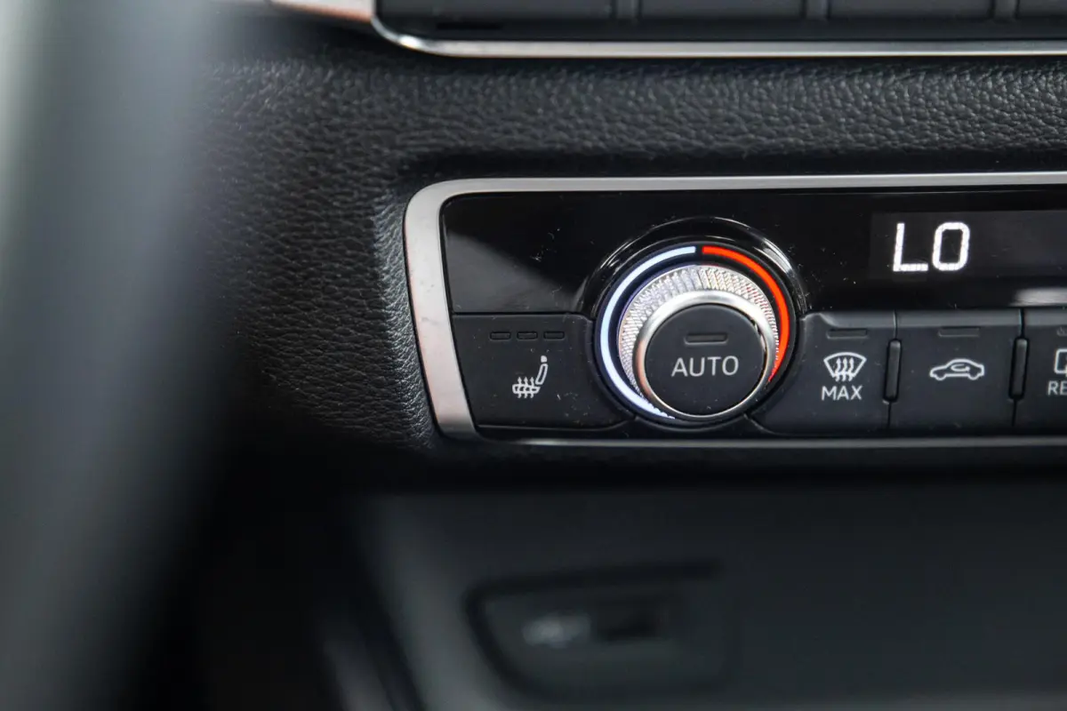 40 TFSI e Edition AIRCO / CRUISE CONTROLE / BRUIN LEER / AUTOMAAT / PHEV