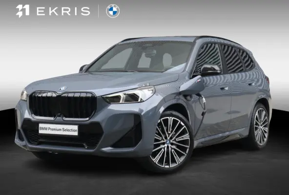 xDrive30e | M Sportpakket | Panodak | Trekhaak | Head-Up | Driving Assistant Plus | Harman Kardon | Parking Assistant Plus | Getint Glas | Comfort Access | SoH 96% | 20'' LMV