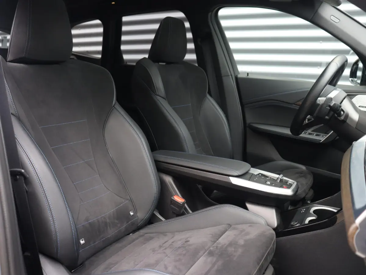 xDrive30e | M Sportpakket | Panodak | Trekhaak | Head-Up | Driving Assistant Plus | Harman Kardon | Parking Assistant Plus | Getint Glas | Comfort Access | SoH 96% | 20'' LMV