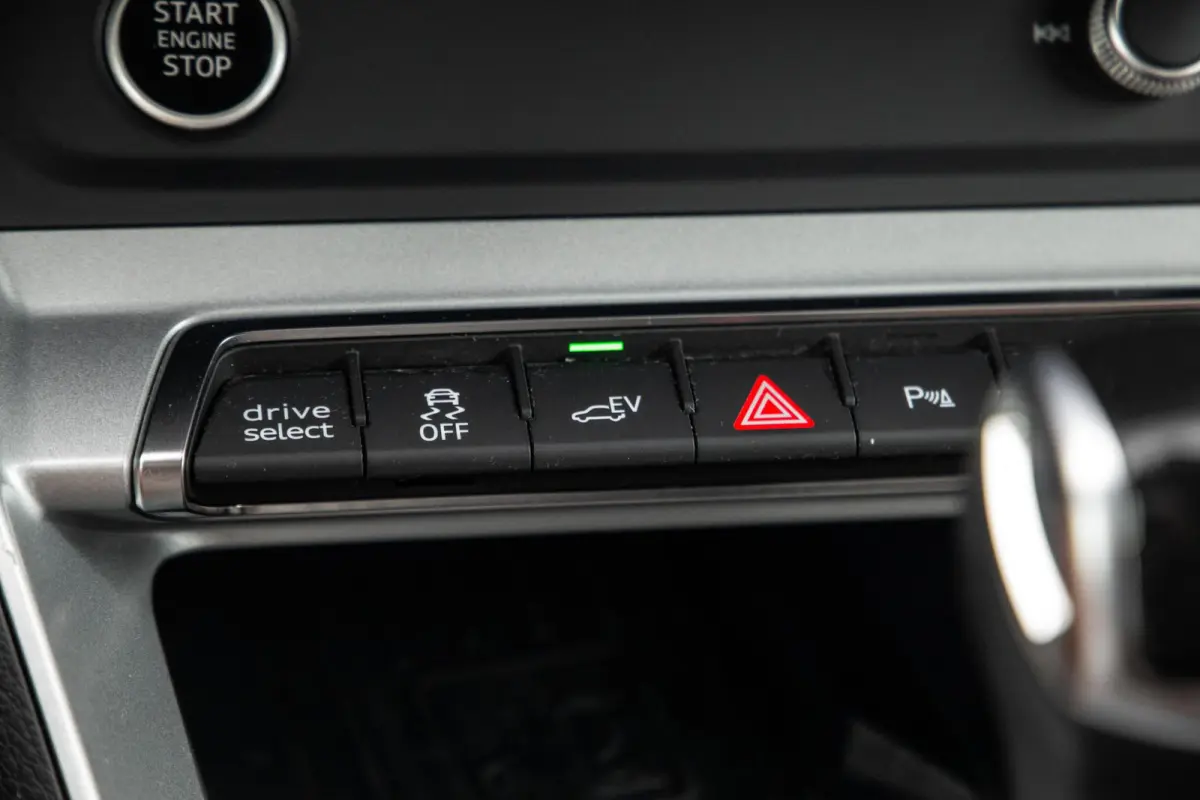 45 TFSI e edition VIRTUAL COCKPIT / CRUISE CONTROLE / AIRCO / BRUIN LEER / PHEV