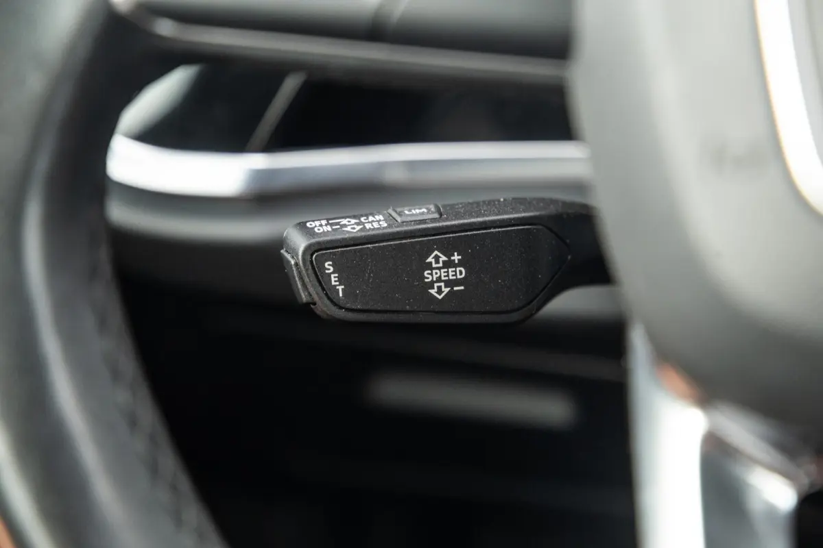 45 TFSI e edition VIRTUAL COCKPIT / CRUISE CONTROLE / AIRCO / BRUIN LEER / PHEV